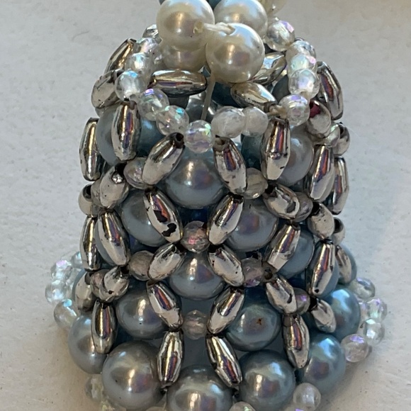 Vintage handmade beaded bells various colors 2” tall - Picture 4 of 11